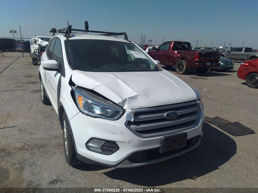 2019 FORD ESCAPE SE - 1FMCU0GD1KUB38437