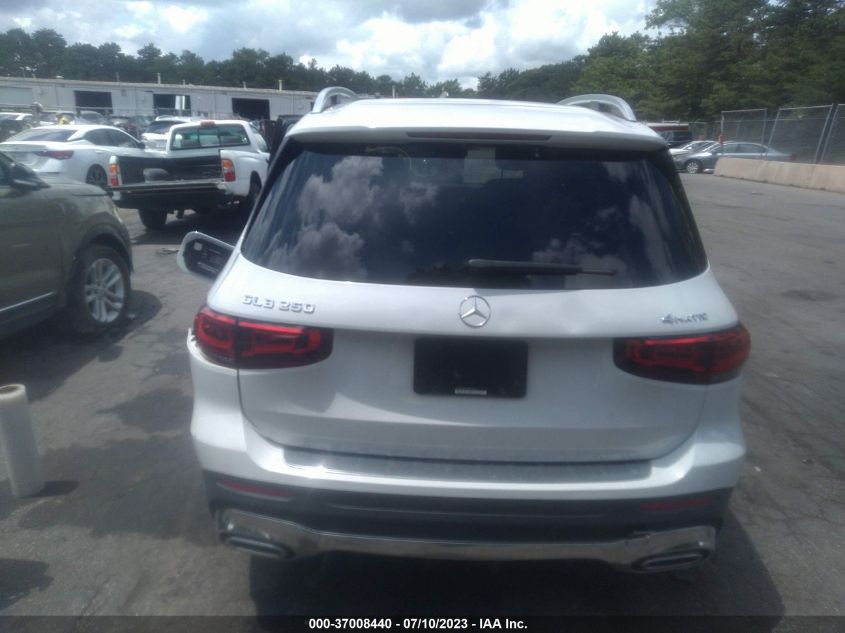 2021 MERCEDES-BENZ GLB GLB 250 W1N4M4HB3MW087696