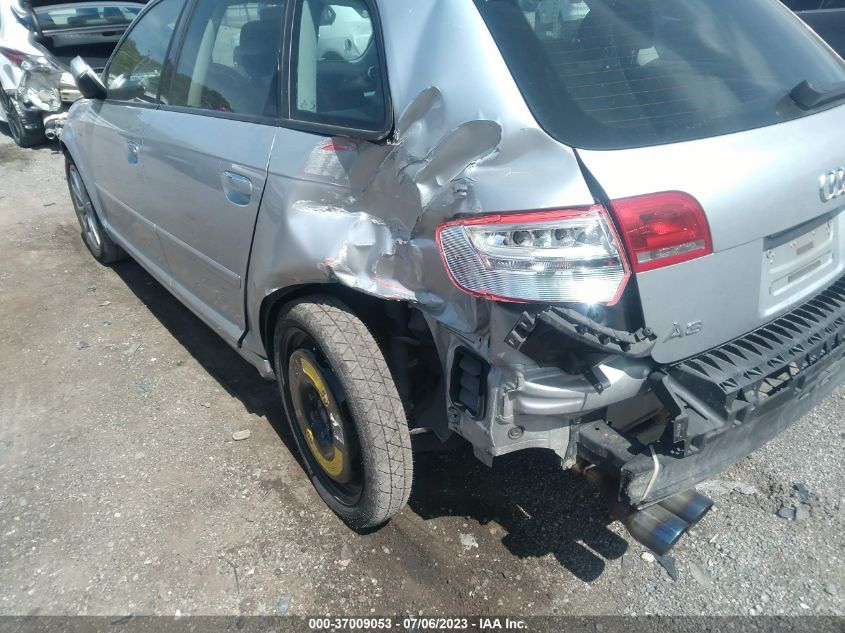 2013 AUDI A3 PREMIUM - WAUBEAFM4DA005751