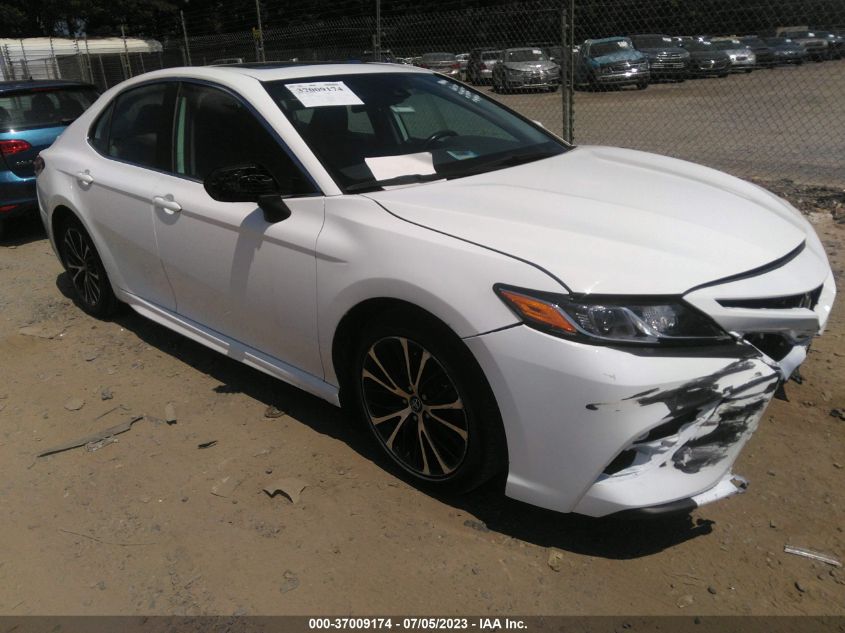 2020 TOYOTA CAMRY SE - 4T1G11AK6LU937526