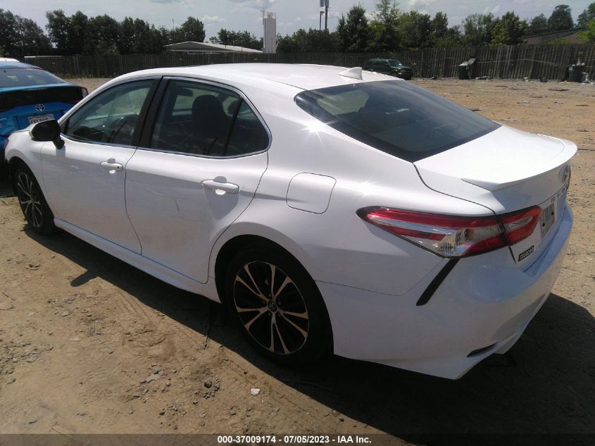 2020 TOYOTA CAMRY SE - 4T1G11AK6LU937526