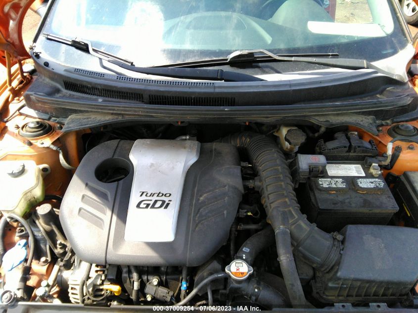 2015 HYUNDAI VELOSTER TURBO - KMHTC6AE3FU216228