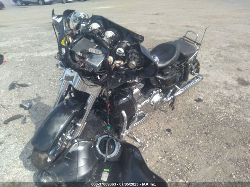 2012 HARLEY-DAVIDSON FLHXSE3 CVO STREET GLIDE - 1HD1PZ816CB960965