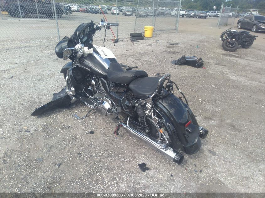 2012 HARLEY-DAVIDSON FLHXSE3 CVO STREET GLIDE - 1HD1PZ816CB960965