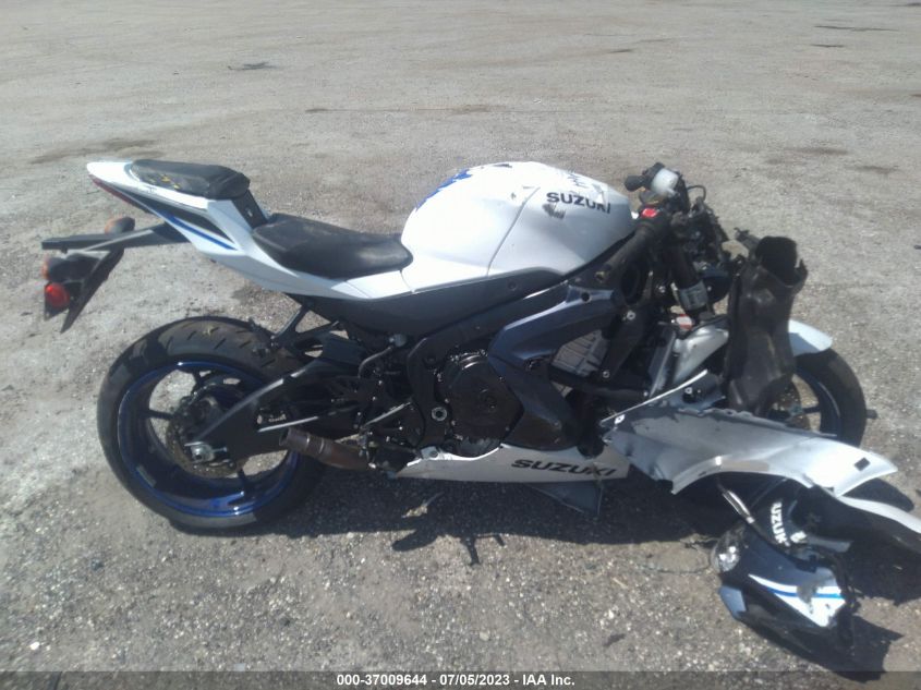 2023 SUZUKI GSX-R1000 JS1DM11B5P7100196