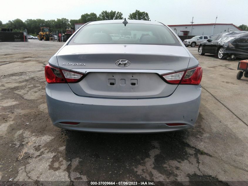 2013 HYUNDAI SONATA GLS - 5NPEB4AC3DH790743