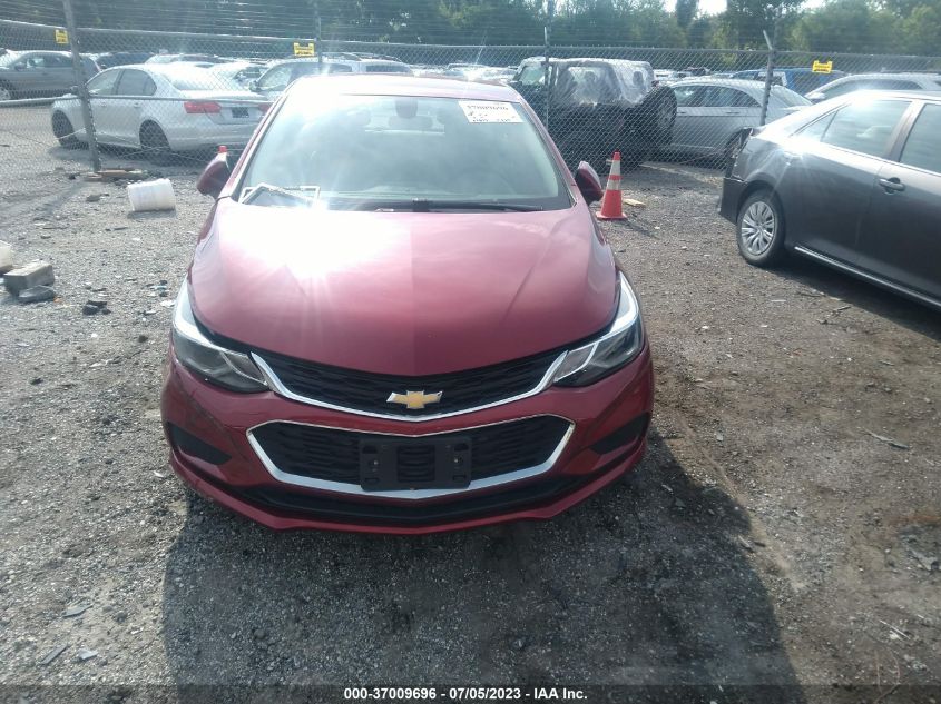 2018 CHEVROLET CRUZE LT - 1G1BE5SM5J7158617
