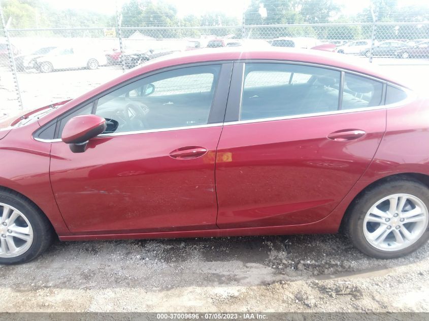 2018 CHEVROLET CRUZE LT - 1G1BE5SM5J7158617
