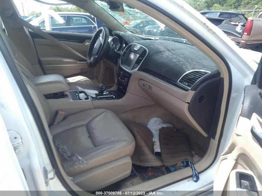 2013 CHRYSLER 300 - 2C3CCAAG1DH596179