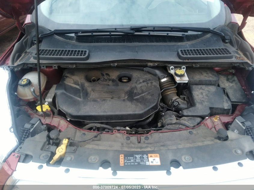 VIN 1FMCU0J91HUD72431 2017 FORD ESCAPE TITANIUM