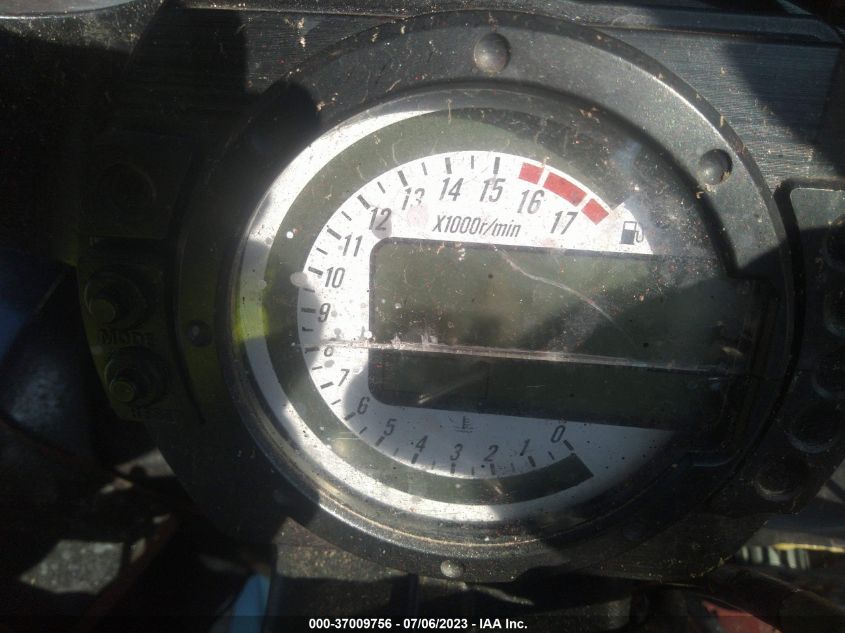 2003 KAWASAKI ZX636 B1 JKBZXJB143A006578