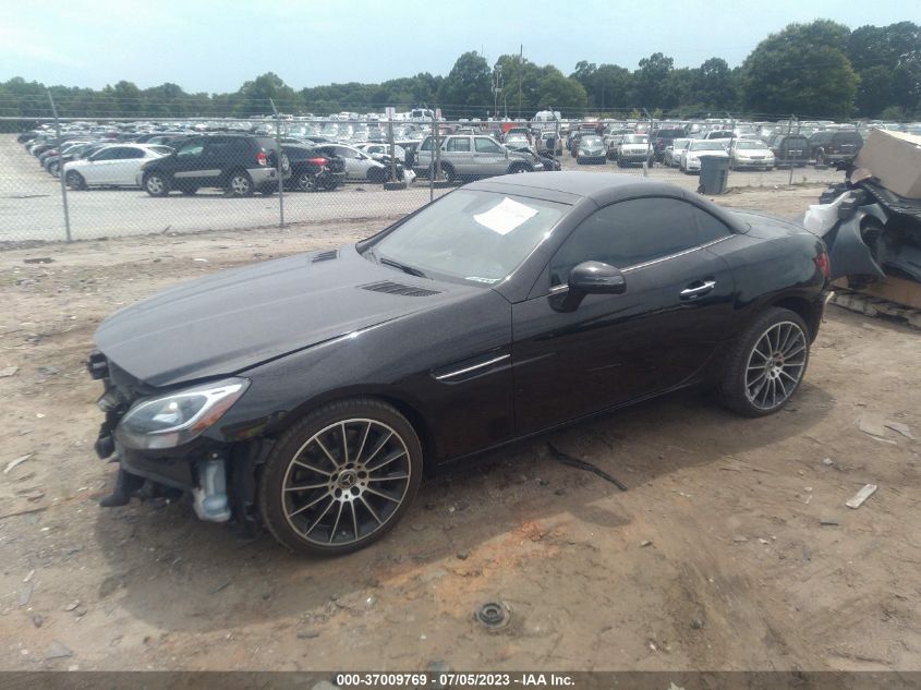 2019 MERCEDES-BENZ SLC SLC 300 - WDDPK3JA2KF162252