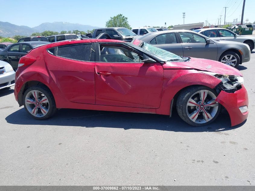2013 HYUNDAI VELOSTER W/GRAY INT - KMHTC6AD9DU119510