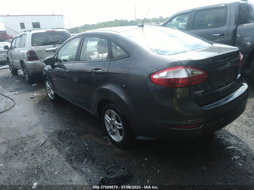 VIN 3FADP4BJ0HM135987 2017 FORD FIESTA SE
