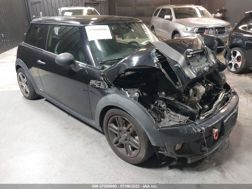 2013 MINI COOPER HARDTOP S - WMWSV3C56DT391952