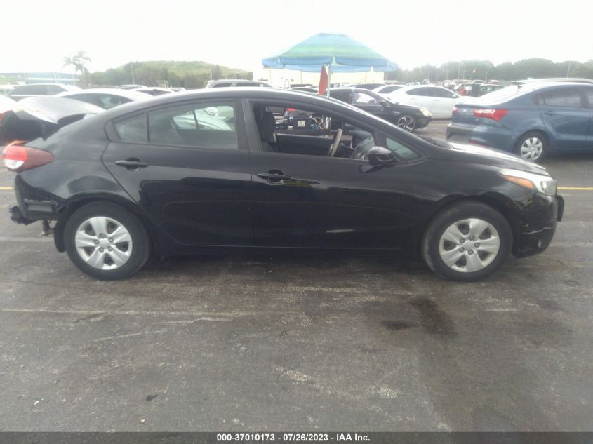 2018 KIA FORTE LX/S - 3KPFL4A72JE247520