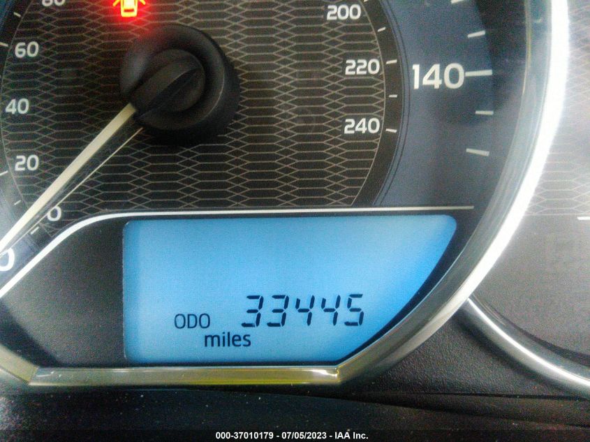 2015 TOYOTA COROLLA LE - 5YFBURHE7FP249184