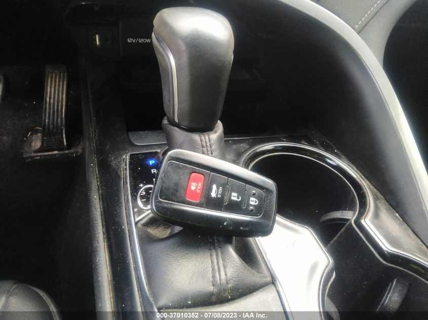 2018 TOYOTA CAMRY L/LE/XLE/SE/XSE - 4T1B11HK4JU675888