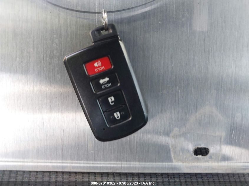 2014 TOYOTA COROLLA S - 5YFBURHE4EP050656