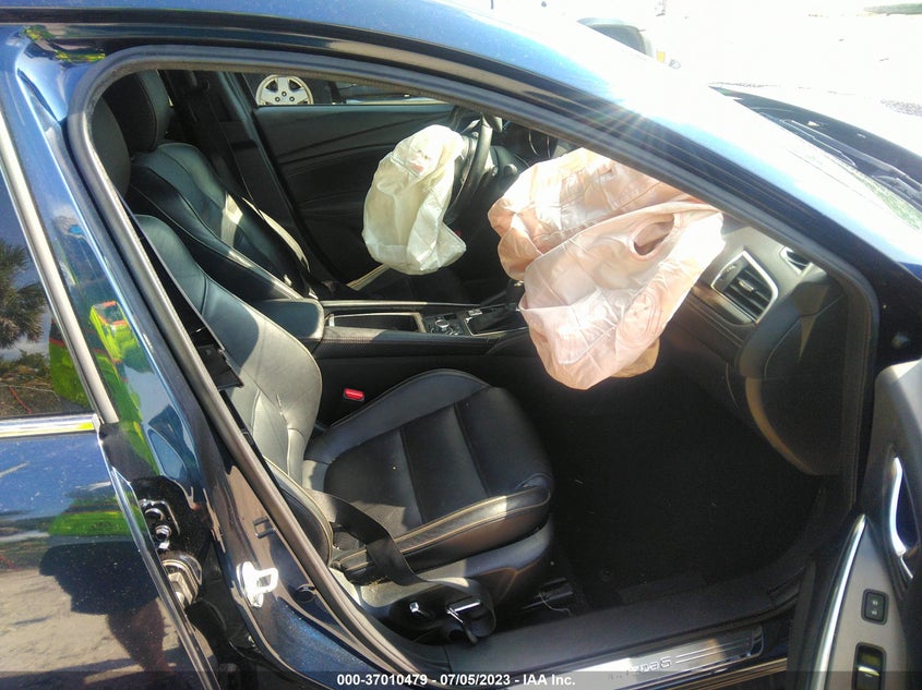 VIN JM1GL1X5XH1135229 2017 MAZDA MAZDA6 GRAND TOURING