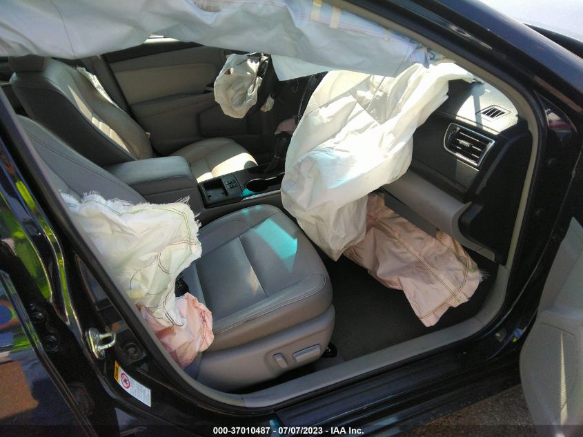 2015 TOYOTA CAMRY XLE/SE/LE/XSE - 4T1BF1FK2FU950279