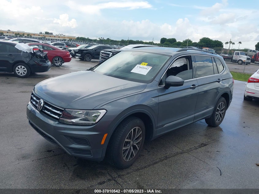 VIN 3VV3B7AX0LM037192 2020 VOLKSWAGEN TIGUAN SE/SEL/SE R-LINE BLACK