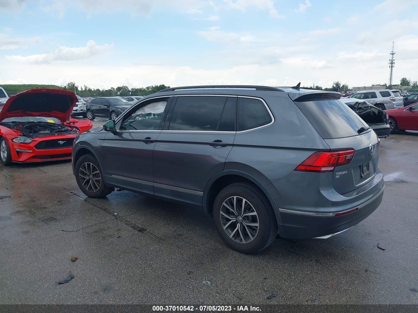 VIN 3VV3B7AX0LM037192 2020 VOLKSWAGEN TIGUAN SE/SEL/SE R-LINE BLACK