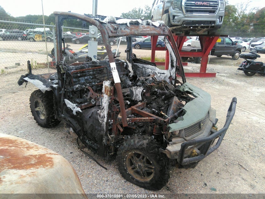 2019 JOHN DEERE SIDE BY SIDE