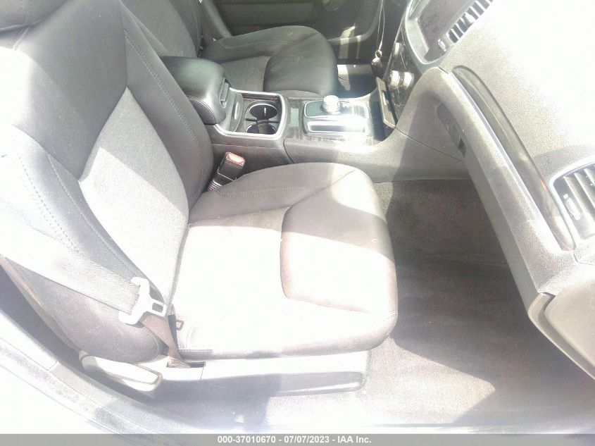 2019 CHRYSLER 300 TOURING - 2C3CCAAG2KH758687
