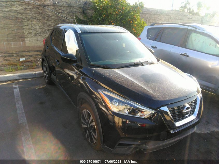 2018 NISSAN KICKS SV - 3N1CP5CU0JL544333