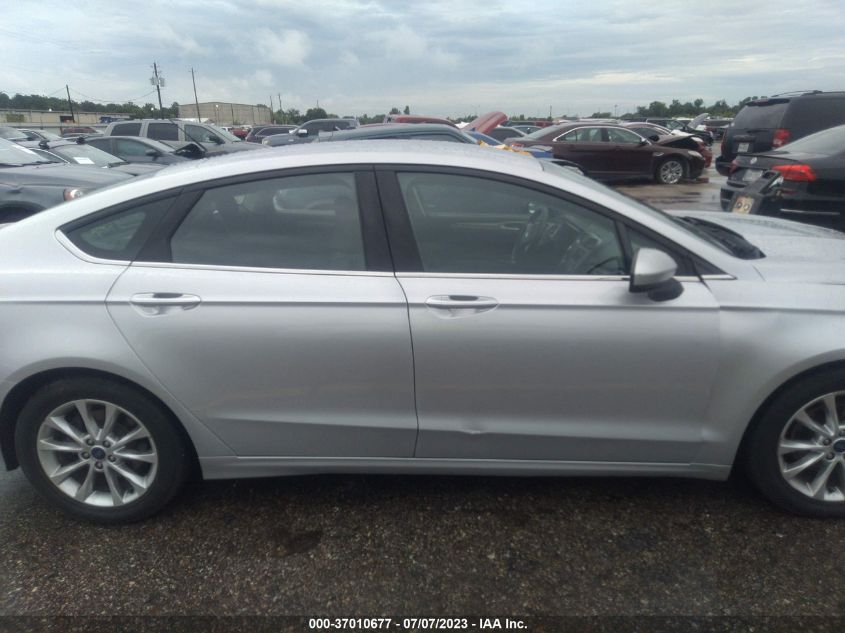 2017 FORD FUSION SE - 3FA6P0H71HR113349