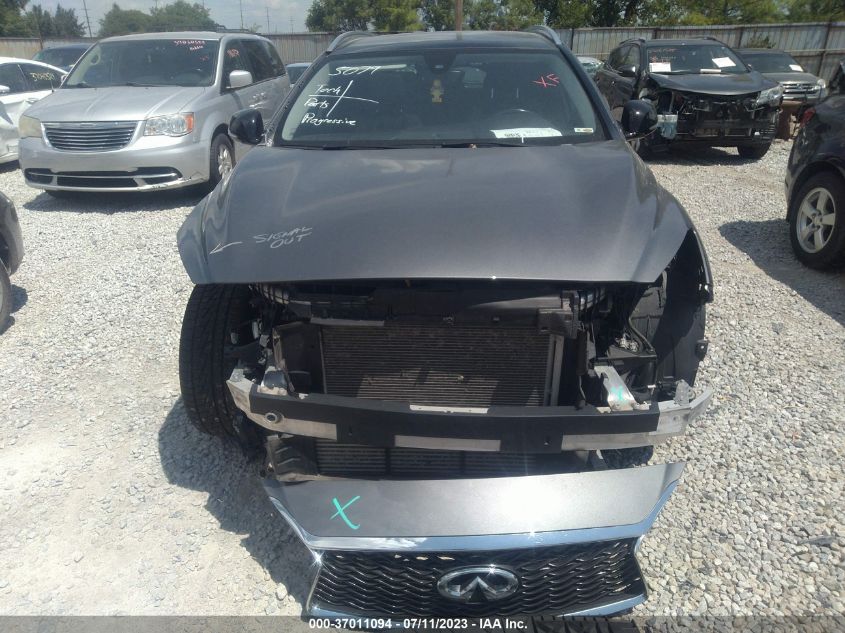 2017 INFINITI QX30 LUXURY/PREMIUM/SPORT SJKCH5CR2HA028317