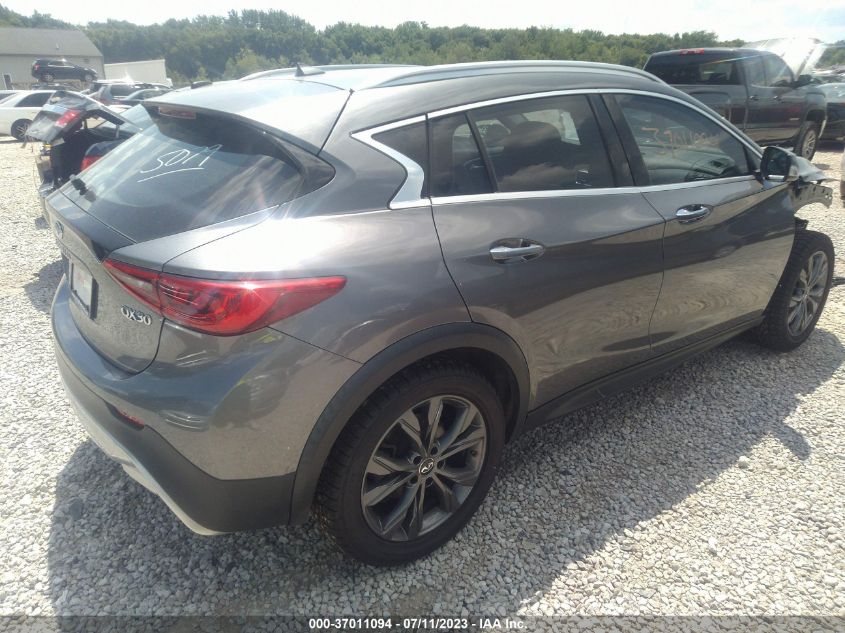2017 INFINITI QX30 LUXURY/PREMIUM/SPORT SJKCH5CR2HA028317