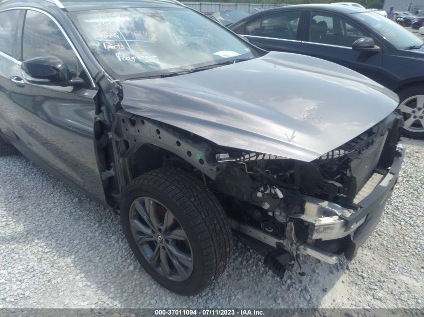 2017 INFINITI QX30 LUXURY/PREMIUM/SPORT SJKCH5CR2HA028317