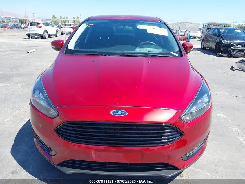 VIN 1FADP3FE5HL258449 2017 FORD FOCUS SE