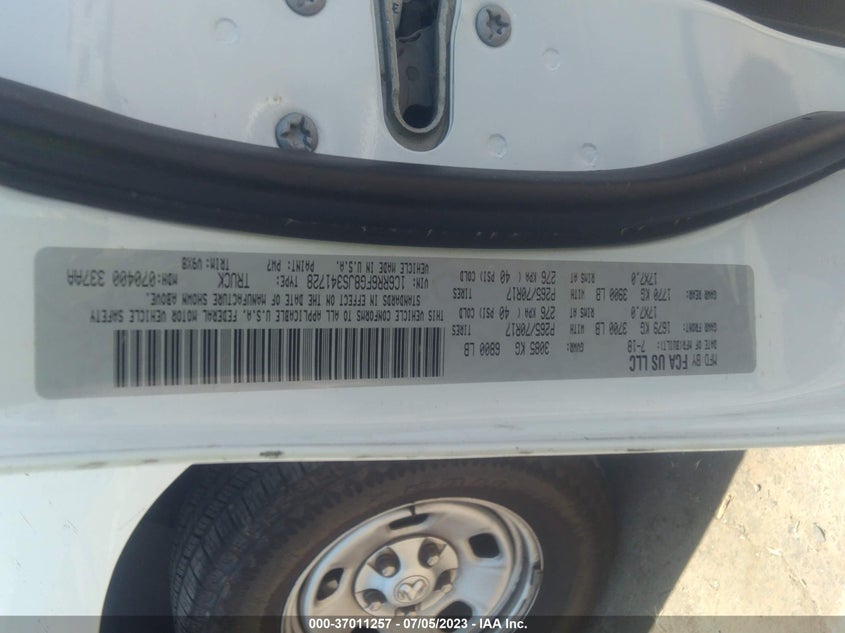VIN 1C6RR6FG8JS341728 2018 RAM 1500 TRADESMAN