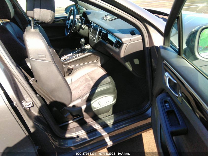 2018 PORSCHE MACAN - WP1AA2A5XJLB18028