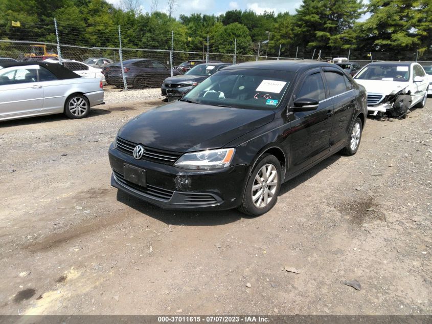 2013 VOLKSWAGEN JETTA SEDAN SE W/CONVENIENCE/SUNROOF - 3VWDP7AJ7DM430184