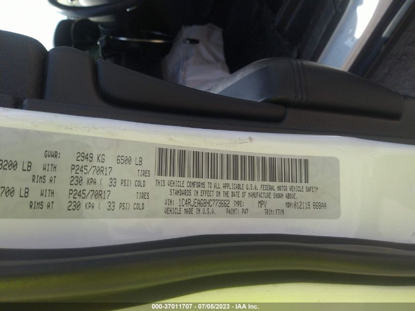 VIN 1C4RJEAG8HC773662 2017 JEEP GRAND CHEROKEE LAREDO