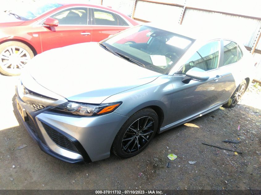 2022 TOYOTA CAMRY SE - 4T1G11AK2NU708019