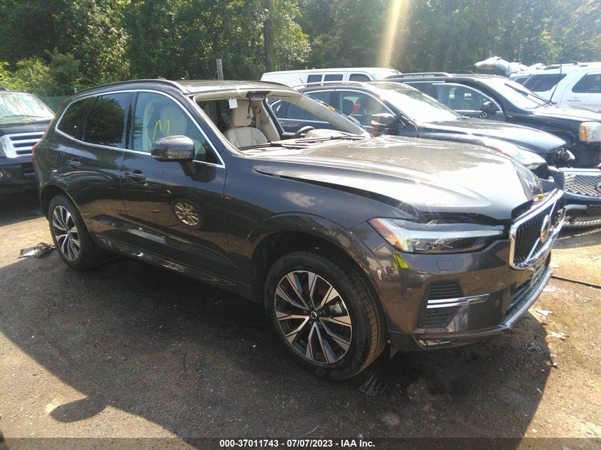 VOLVO XC60 CORE 2023