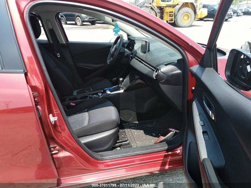 VIN 3MYDLBYVXJY330872 2018 TOYOTA YARIS IA