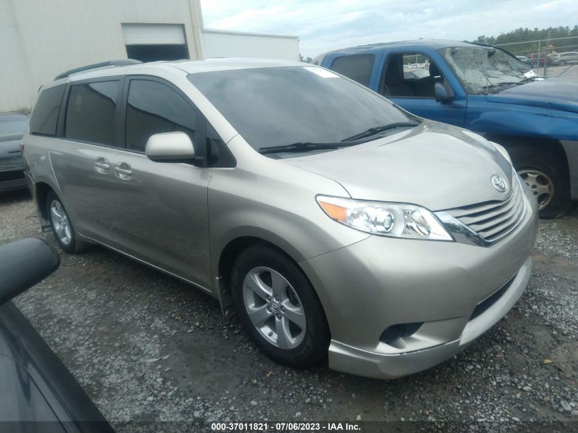 5TDKK3DCXFS660318 2015 TOYOTA SIENNA, photo no. 1