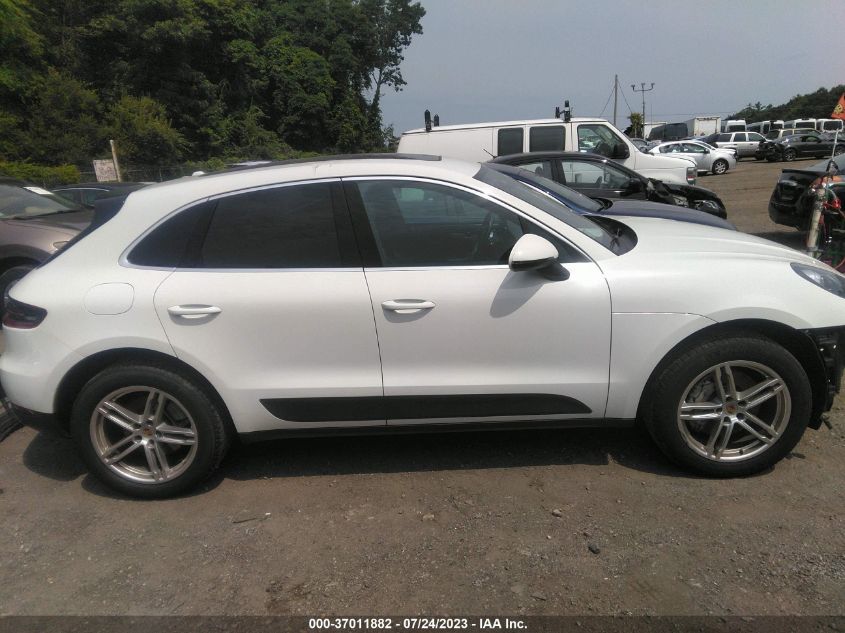 2017 PORSCHE MACAN S - WP1AB2A59HLB19789