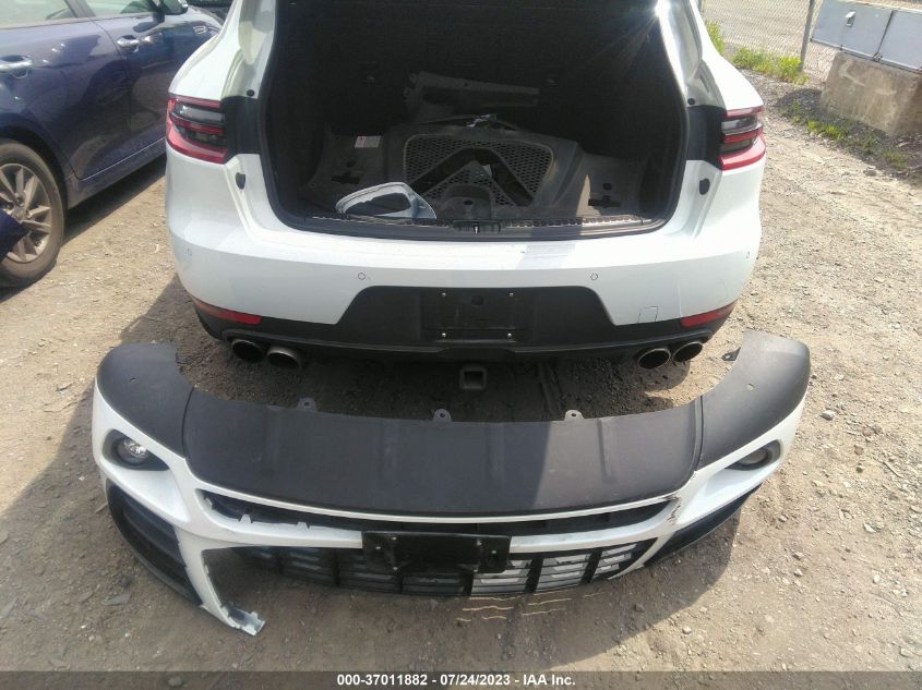2017 PORSCHE MACAN S - WP1AB2A59HLB19789