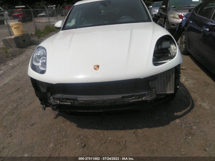 2017 PORSCHE MACAN S - WP1AB2A59HLB19789