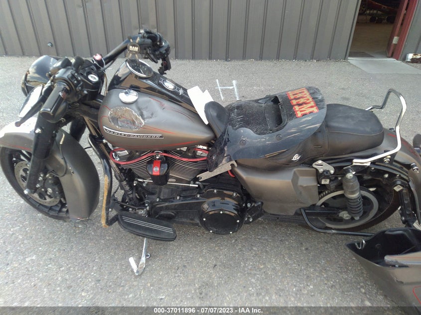 VIN 1HD1KVC17JB604276 2018 HARLEY-DAVIDSON FLHRXS