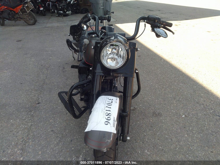 VIN 1HD1KVC17JB604276 2018 HARLEY-DAVIDSON FLHRXS