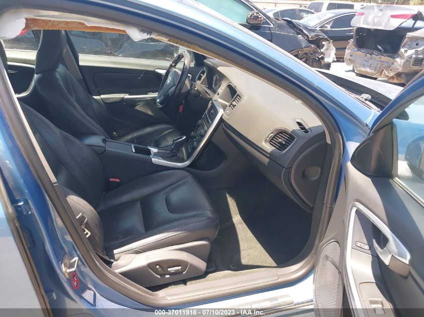 2014 VOLVO S60 T5 - YV1612FS7E1293953
