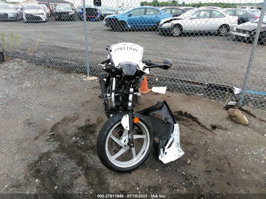2012 HONDA CBR250 R MLHMC4106C5203042